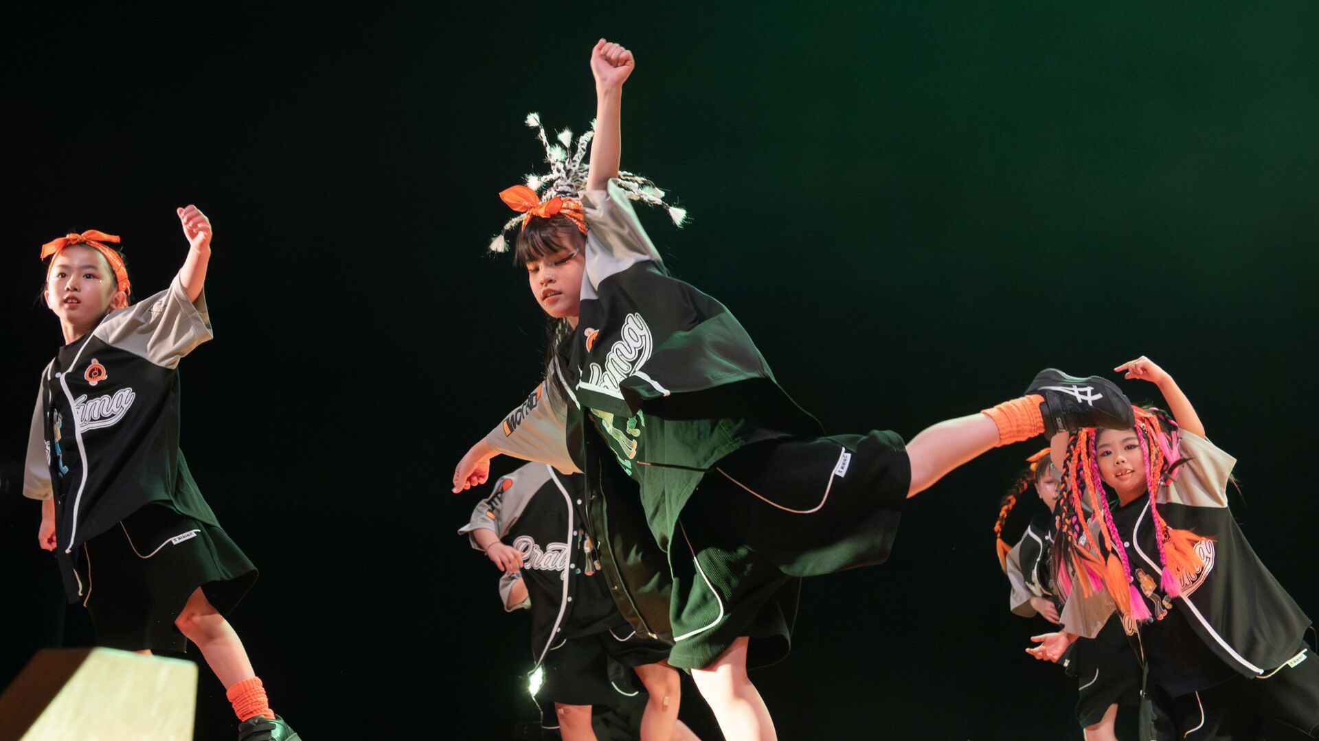 埼玉でダンス教室ならstreet dance studio axent
